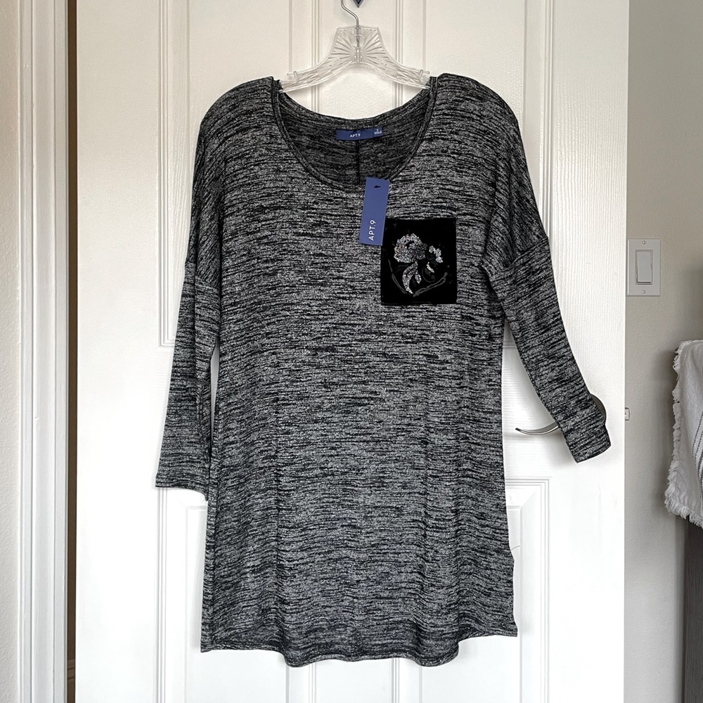 🌟NWT🌟 Sparkly Heathered Tunic